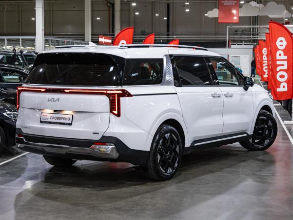 Kia Carnival IV Рестайлинг с пробегом 2024 года, цена 5 899 700 рублей, 32546 км, минивэн, Автокод Объявления