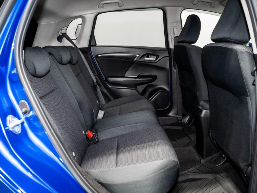 Honda Fit III Рестайлинг Чита  - изображение 5