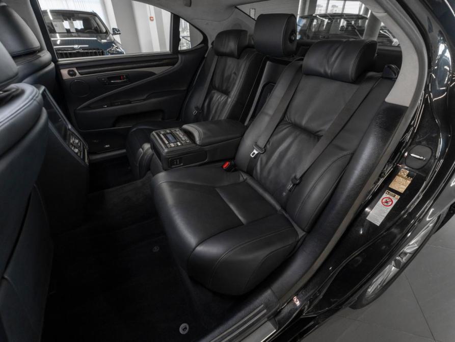 Lexus LS IV Рестайлинг 2 Москва  - изображение 16