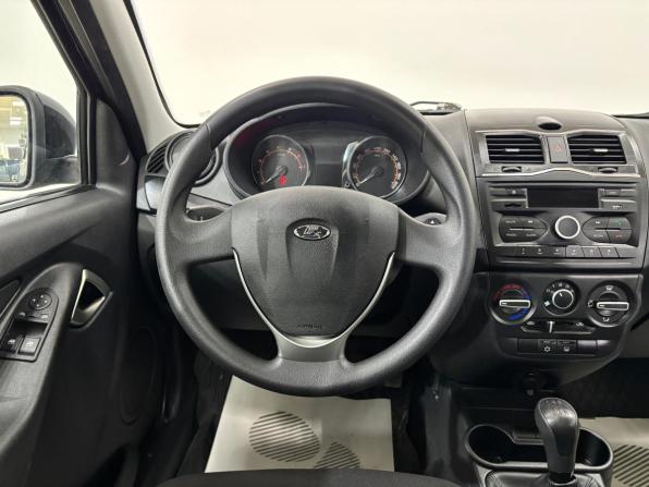 Lada (ВАЗ) Granta I Рестайлинг с пробегом 2022 года, цена 724 000 рублей, 62005 км, седан, Автокод Объявления