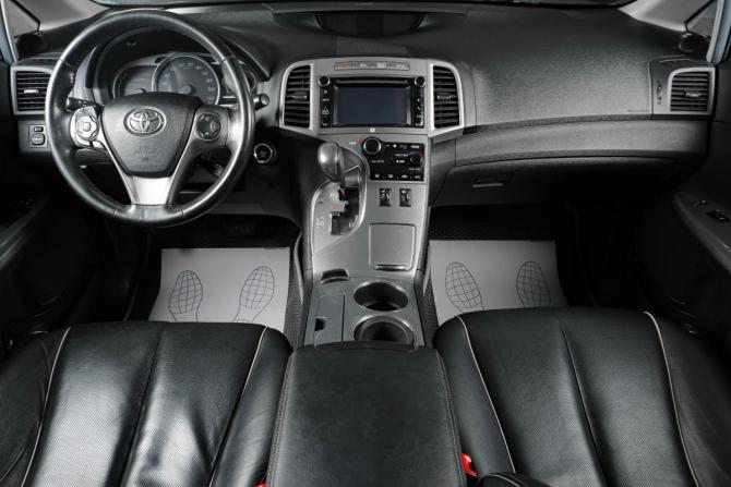 Toyota Venza I с пробегом 2014 года, цена 2 479 000 рублей, 132000 км, внедорожник, Автокод Объявления