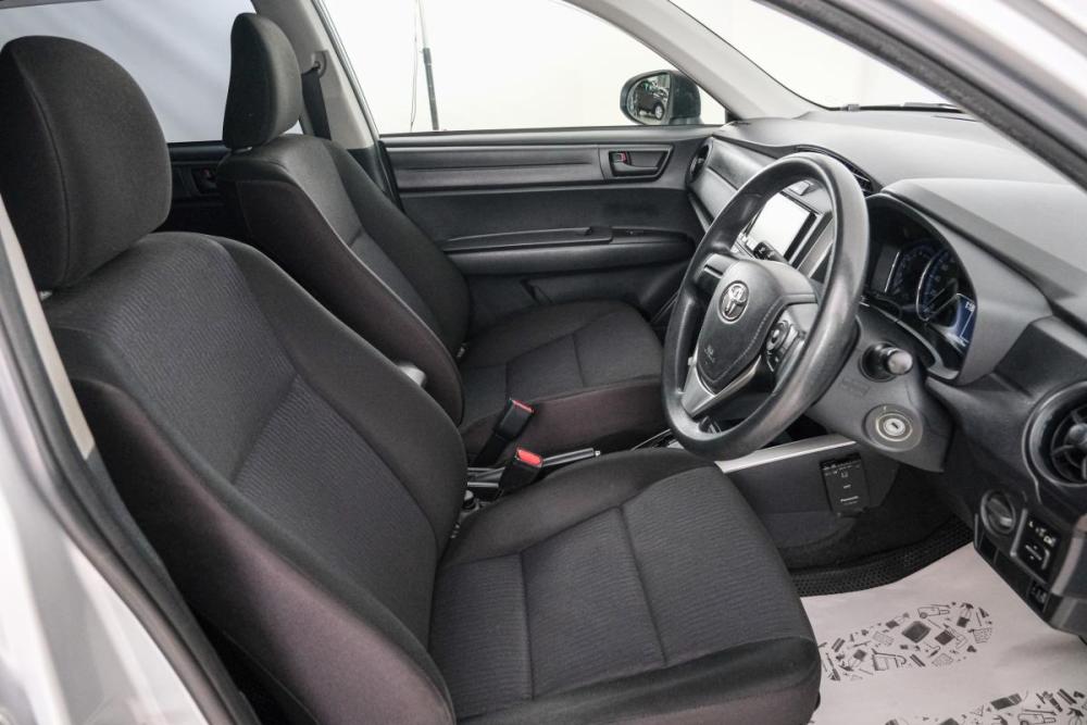 Toyota Corolla XI (E160 E170 E180) Рестайлинг 1 Красноярск  - изображение 8