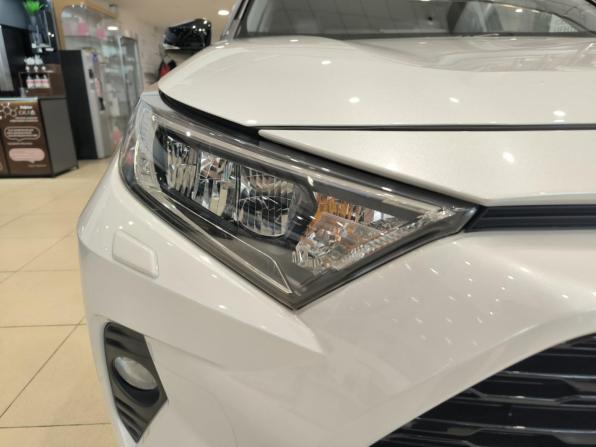 Toyota RAV4 V (XA50) с пробегом 2021 года, цена 3 720 000 рублей, 69313 км, внедорожник, Автокод Объявления