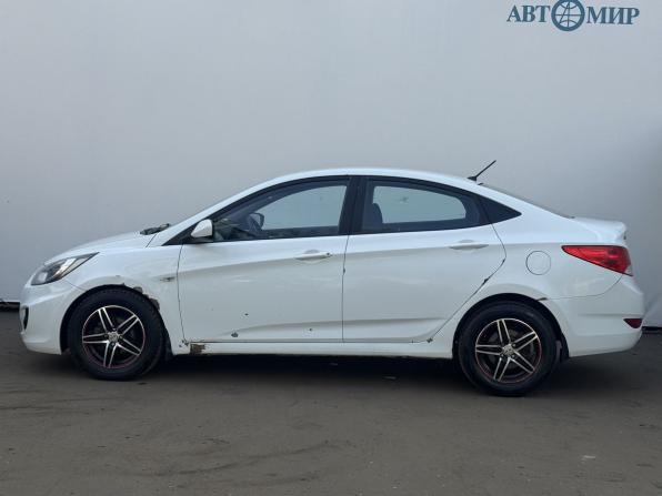Hyundai Solaris I с пробегом 2013 года, цена 585 000 рублей, 332792 км, седан, Автокод Объявления