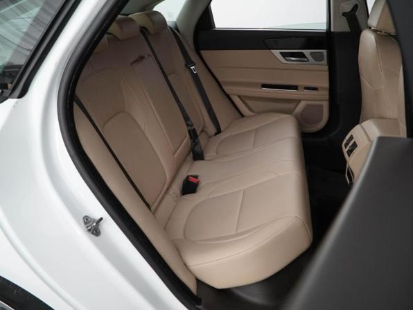 Jaguar XF II с пробегом 2016 года, цена 1 997 055 рублей, 199438 км, седан, Автокод Объявления