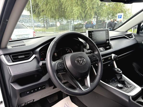 Toyota RAV4 V (XA50) с пробегом 2021 года, цена 3 850 000 рублей, 71330 км, внедорожник, Автокод Объявления