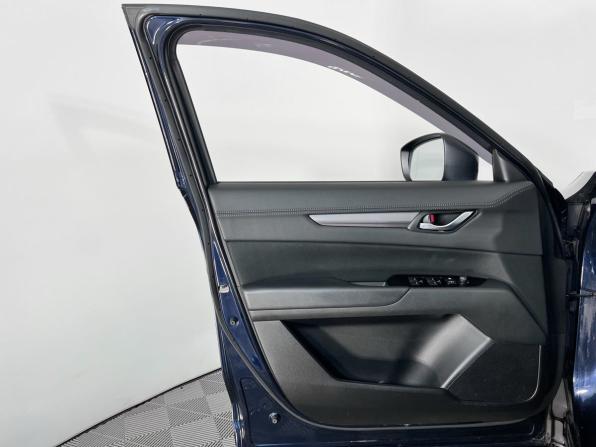 Mazda CX-5 II с пробегом 2017 года, цена 2 835 000 рублей, 67000 км, внедорожник, Автокод Объявления