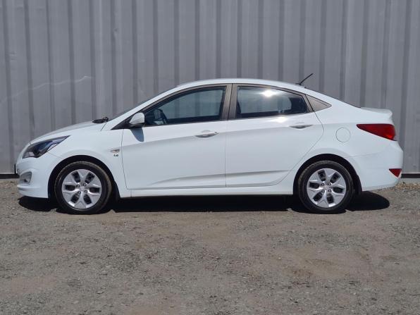 Hyundai Solaris I Рестайлинг с пробегом 2016 года, цена 1 178 000 рублей, 36740 км, седан, Автокод Объявления