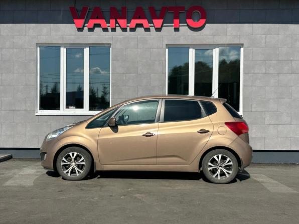 Kia Venga I с пробегом 2012 года, цена 900 000 рублей, 138776 км, минивэн, Автокод Объявления