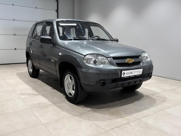Chevrolet Niva I Рестайлинг с пробегом 2015 года, цена 618 570 рублей, 136044 км, внедорожник, Автокод Объявления