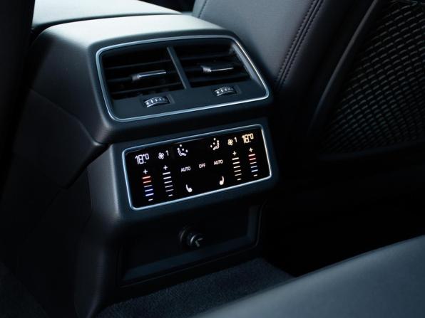 Audi A6 V (C8) с пробегом 2019 года, цена 4 128 000 рублей, 86000 км, седан, Автокод Объявления