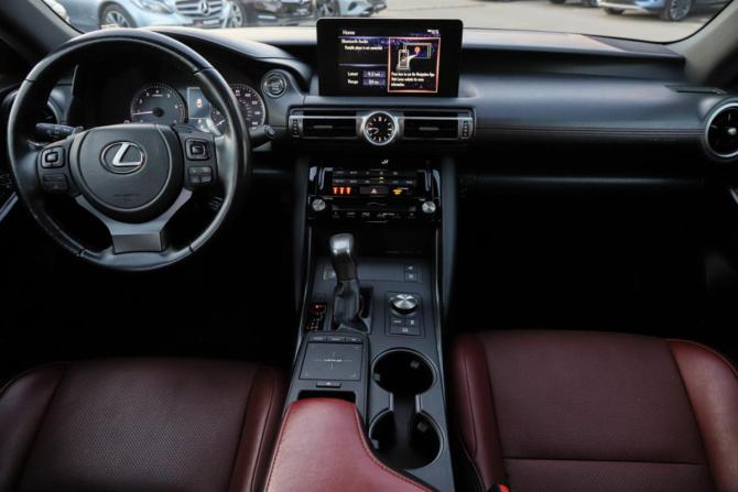 Lexus IS III Рестайлинг 2 с пробегом 2021 года, цена 3 995 000 рублей, 91353 км, седан, Автокод Объявления