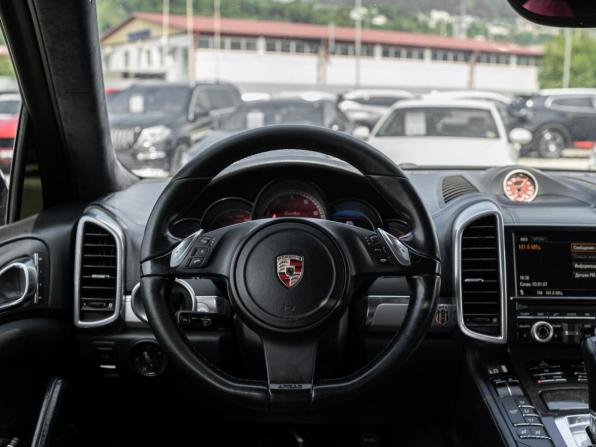 Porsche Cayenne II (958) с пробегом 2010 года, цена 1 599 000 рублей, 297455 км, внедорожник, Автокод Объявления
