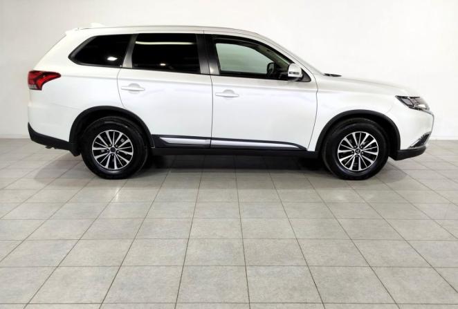 Mitsubishi Outlander III Рестайлинг 2 с пробегом 2018 года, цена 2 100 000 рублей, 164092 км, внедорожник, Автокод Объявления