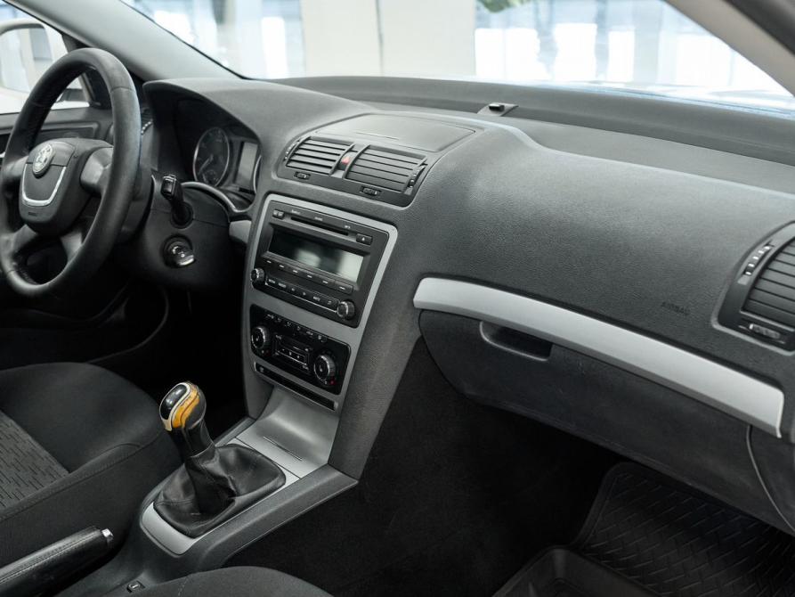 Skoda Octavia II (A5) Рестайлинг Самара  - изображение 12