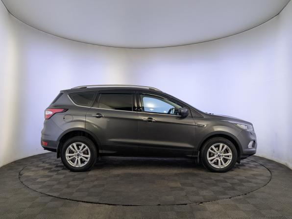 Ford Kuga II Рестайлинг с пробегом 2018 года, цена 1 850 000 рублей, 82753 км, внедорожник, Автокод Объявления