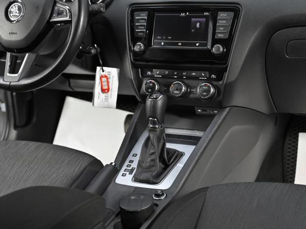 Skoda Octavia III (A7) с пробегом 2016 года, цена 1 750 000 рублей, 132000 км, лифтбек, Автокод Объявления