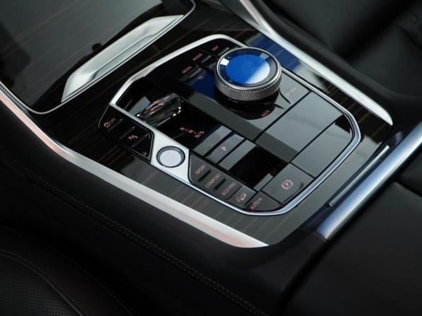 BMW X6 III (G06) Рестайлинг с пробегом 2025 года, цена 14 345 434 рубля, 12027 км, внедорожник, Автокод Объявления