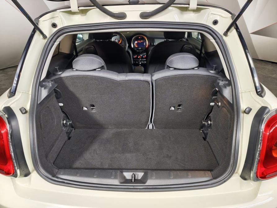Mini Hatch III (F55/F56) Москва  - изображение 9