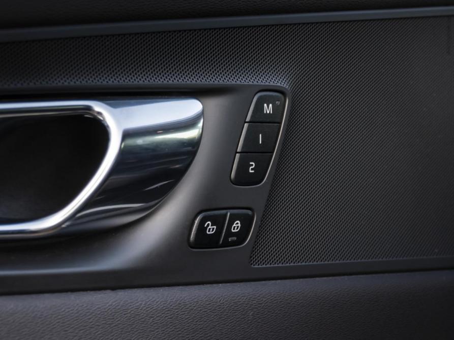 Volvo XC60 II Москва  - изображение 18