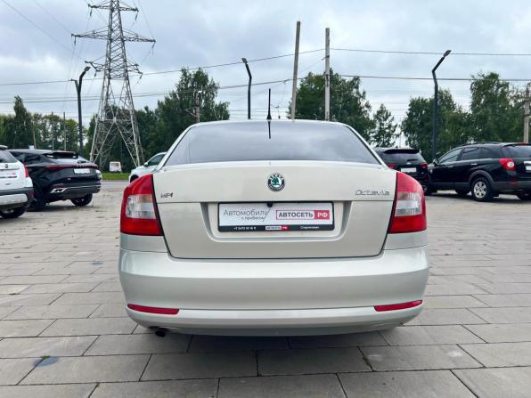 Skoda Octavia II (A5) Рестайлинг с пробегом 2012 года, цена 1 078 000 рублей, 122310 км, лифтбек, Автокод Объявления