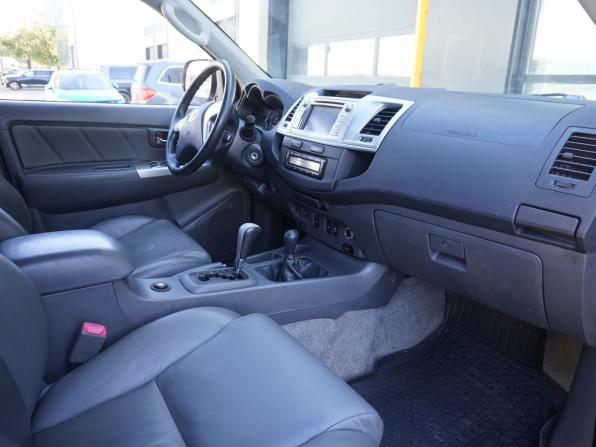 Toyota Hilux VII Рестайлинг с пробегом 2013 года, цена 2 160 000 рублей, 246565 км, offers.body_type.unknown, Автокод Объявления