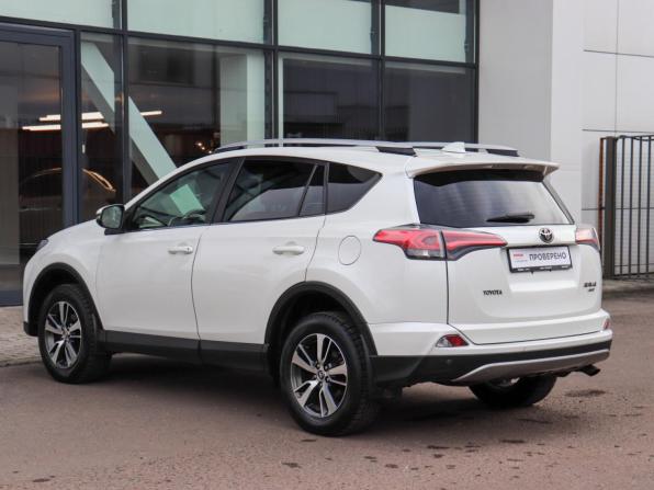Toyota RAV4 IV (XA40) Рестайлинг с пробегом 2015 года, цена 2 250 000 рублей, 145039 км, внедорожник, Автокод Объявления