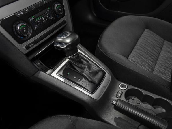 Skoda Octavia II (A5) Рестайлинг с пробегом 2012 года, цена 870 000 рублей, 258034 км, лифтбек, Автокод Объявления