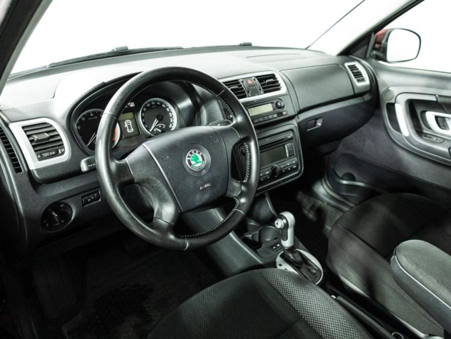 Skoda Fabia II Санкт-Петербург  - изображение 12