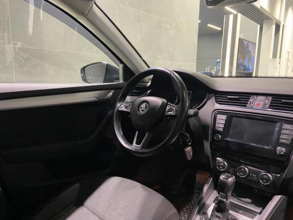 Skoda Octavia III (A7) с пробегом 2017 года, цена 1 630 000 рублей, 184480 км, лифтбек, Автокод Объявления