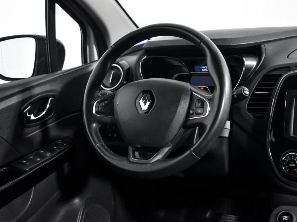 Renault Kaptur I с пробегом 2017 года, цена 1 360 791 рубль, 114479 км, внедорожник, Автокод Объявления
