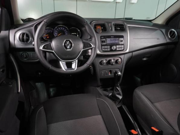 Renault Logan II Рестайлинг с пробегом 2020 года, цена 1 059 000 рублей, 123379 км, седан, Автокод Объявления