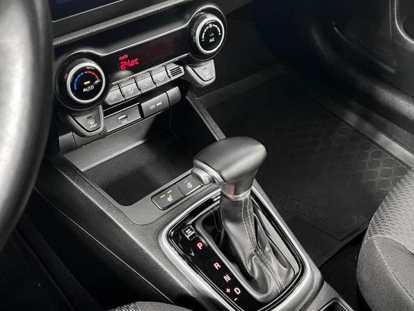 Kia Rio IV Рестайлинг с пробегом 2021 года, цена 1 675 000 рублей, 117922 км, седан, Автокод Объявления