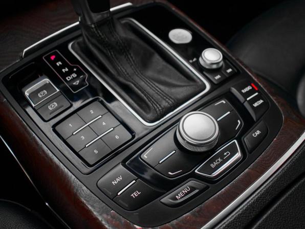 Audi A6 IV (C7) с пробегом 2012 года, цена 1 300 000 рублей, 344708 км, седан, Автокод Объявления