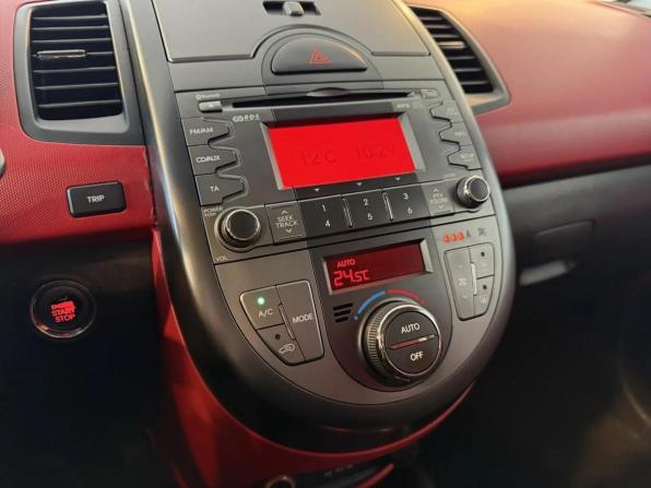 Kia Soul I с пробегом 2010 года, цена 810 000 рублей, 219712 км, хэтчбек, Автокод Объявления