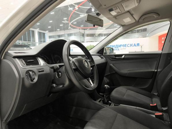 Skoda Rapid I Рестайлинг с пробегом 2017 года, цена 730 000 рублей, 219432 км, лифтбек, Автокод Объявления