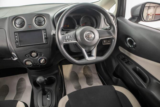 Nissan Note II Рестайлинг с пробегом 2017 года, цена 949 000 рублей, 103000 км, хэтчбек, Автокод Объявления