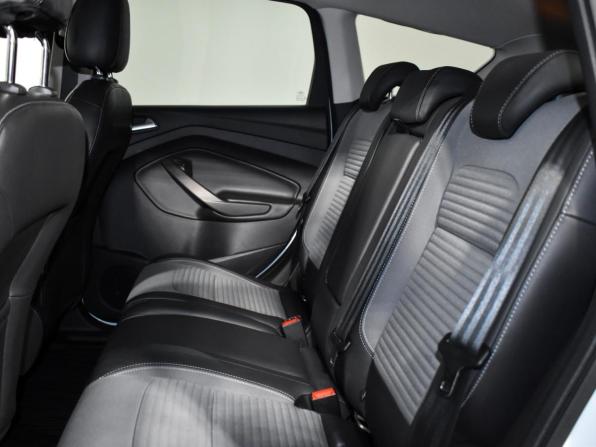 Ford Kuga II Рестайлинг с пробегом 2016 года, цена 1 420 000 рублей, 149302 км, внедорожник, Автокод Объявления