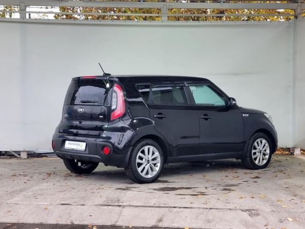 Kia Soul II Рестайлинг с пробегом 2018 года, цена 1 455 000 рублей, 111712 км, хэтчбек, Автокод Объявления