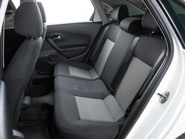 Volkswagen Polo V с пробегом 2012 года, цена 790 000 рублей, 117910 км, седан, Автокод Объявления