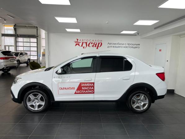 Renault Logan II Рестайлинг с пробегом 2020 года, цена 1 098 000 рублей, 125900 км, седан, Автокод Объявления