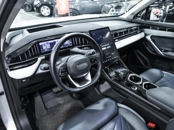 Geely Atlas II с пробегом 2024 года, цена 2 975 000 рублей, 21066 км, внедорожник, Автокод Объявления