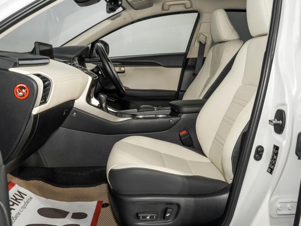 Lexus NX I Рестайлинг с пробегом 2019 года, цена 3 830 000 рублей, 53057 км, внедорожник, Автокод Объявления
