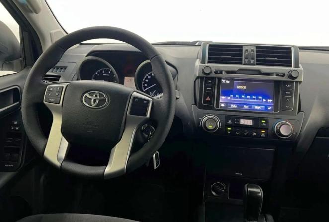 Toyota Land Cruiser Prado 150 Series Рестайлинг 1 с пробегом 2016 года, цена 3 600 000 рублей, 178869 км, внедорожник, Автокод Объявления