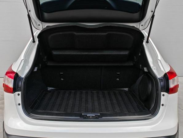 Nissan Qashqai II с пробегом 2014 года, цена 1 590 000 рублей, 203041 км, внедорожник, Автокод Объявления
