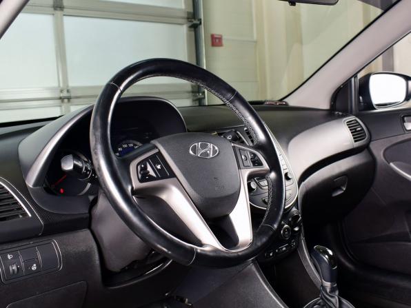 Hyundai Solaris I Рестайлинг с пробегом 2014 года, цена 1 099 995 рублей, 88673 км, седан, Автокод Объявления