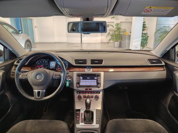 Volkswagen Passat B7 с пробегом 2012 года, цена 1 100 000 рублей, 189202 км, седан, Автокод Объявления