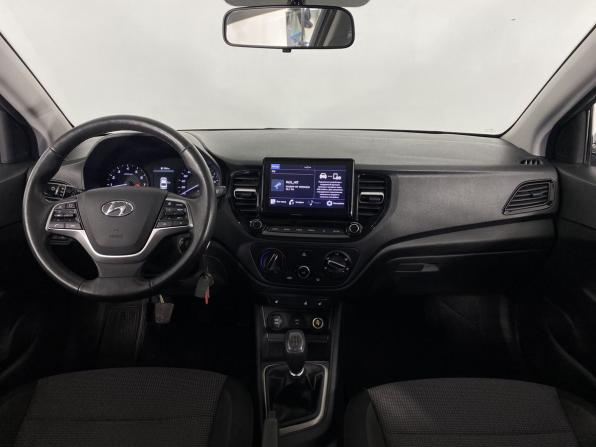 Hyundai Solaris II Рестайлинг с пробегом 2021 года, цена 1 430 000 рублей, 91720 км, седан, Автокод Объявления