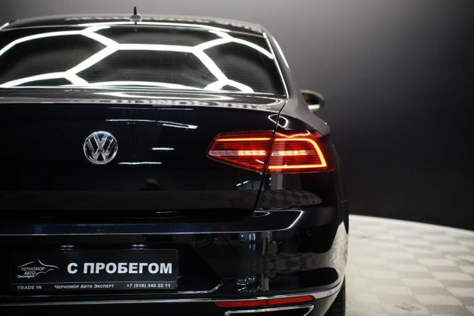 Volkswagen Passat B8 с пробегом 2019 года, цена 2 590 000 рублей, 144000 км, седан, Автокод Объявления