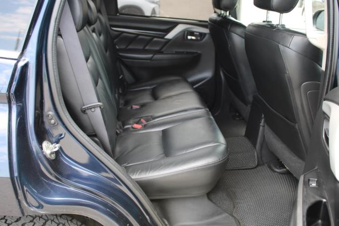 Mitsubishi Pajero Sport III с пробегом 2017 года, цена 2 800 000 рублей, 184281 км, внедорожник, Автокод Объявления